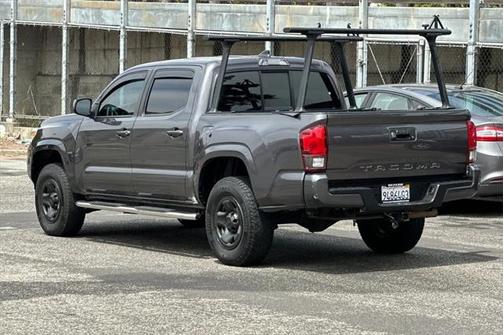 2018 Toyota Tacoma SR