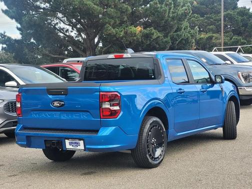 2025 Ford Maverick Lobo Standard