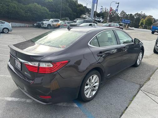 2013 Lexus ES 300h Base