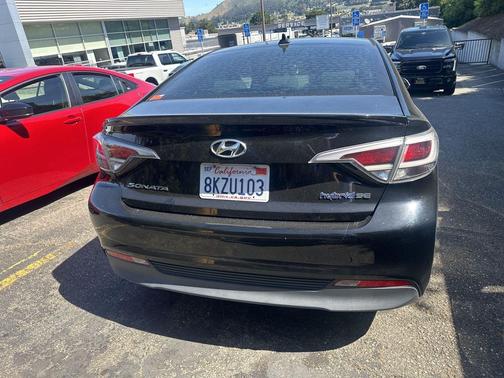 2016 Hyundai SONATA Hybrid SE