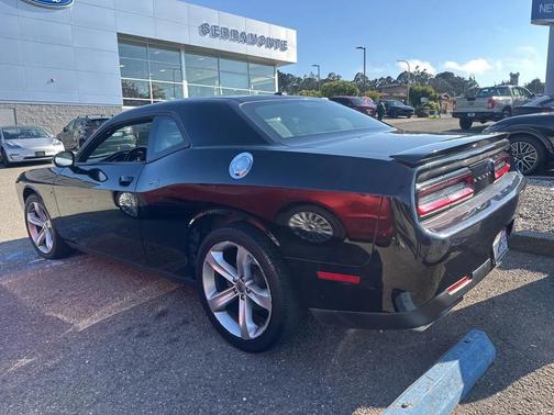 2017 Dodge Challenger R/T
