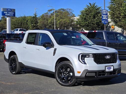 Space White Metallic 2026 Ford Maverick Lariat
