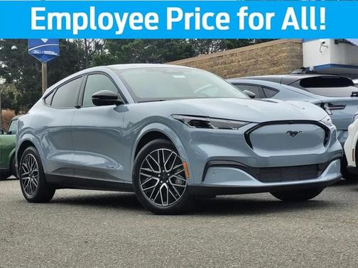2025 Ford Mustang Mach-E Premium