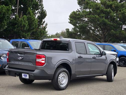 Carbonized Gray Metallic 2026 Ford Maverick XL