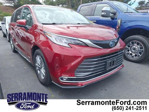 Ruby Flare Pearl 2021 Toyota Sienna Limited 7-Passenger