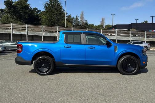 2025 Ford Maverick Lariat