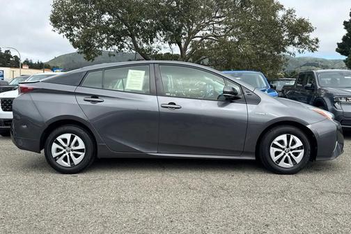 2016 Toyota Prius Two Eco