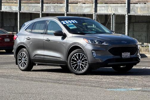2022 Ford Escape SEL