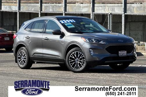 2022 Ford Escape SEL