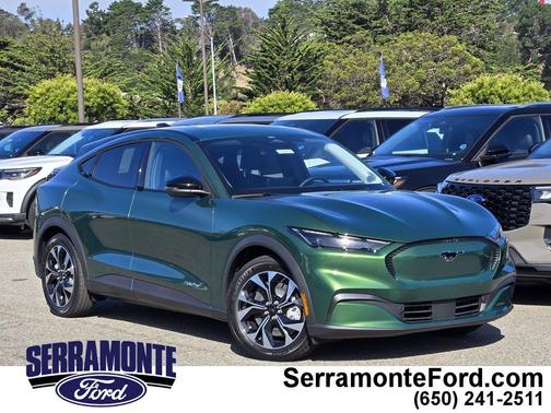 Eruption Green Metallic 2026 Ford Mustang Mach-E Select