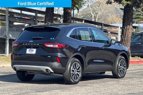 2025 Ford Escape PHEV SE