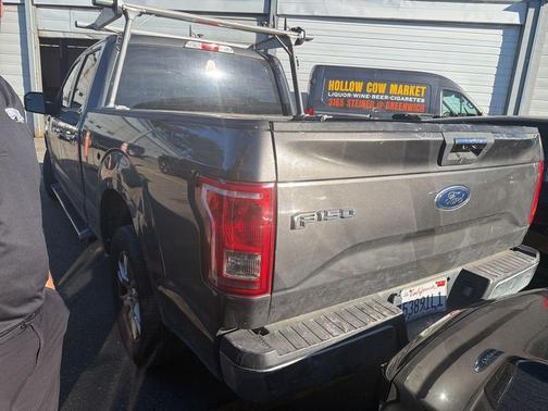 Magnetic 2017 Ford F-150 XLT