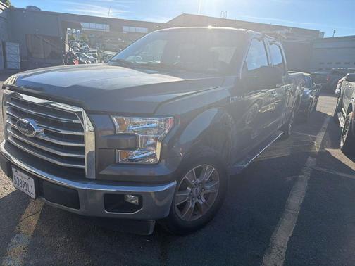 Magnetic 2017 Ford F-150 XLT