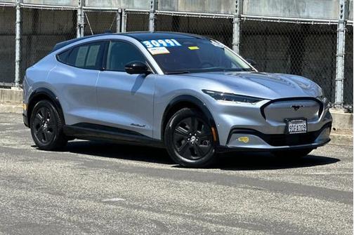 2022 Ford Mustang Mach-E California Route 1