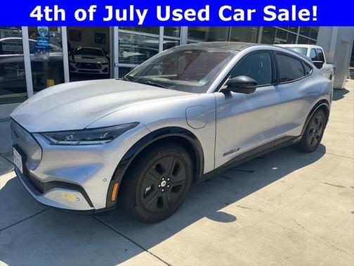 2022 Ford Mustang Mach-E California Route 1