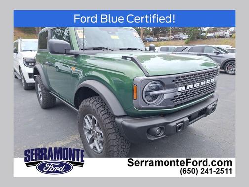 Eruption Green 2025 Ford Bronco Badlands