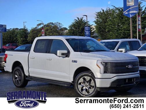 2025 Ford F-150 Lightning LARIAT