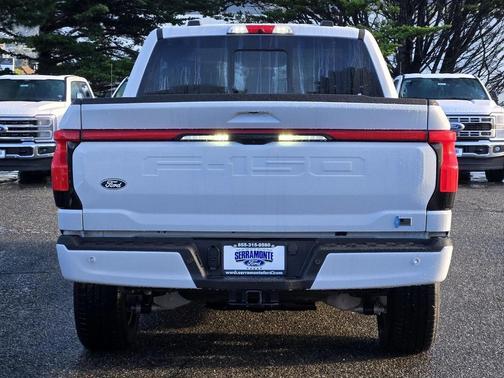 2025 Ford F-150 Lightning LARIAT