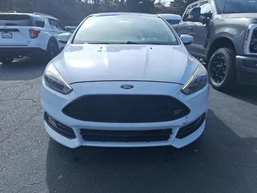 2018 Ford Focus ST ST