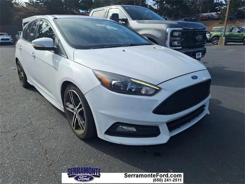 2018 Ford Focus ST 