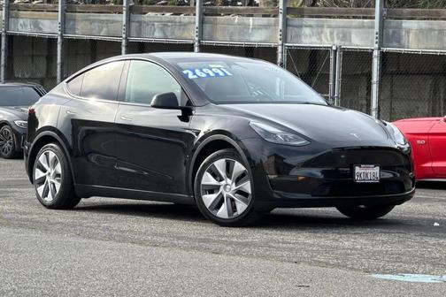 2023 Tesla Model Y Long Range Dual Motor All-Wheel Drive