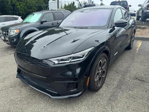 2022 Ford Mustang Mach-E GT