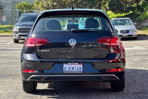 2019 Volkswagen e-Golf SE
