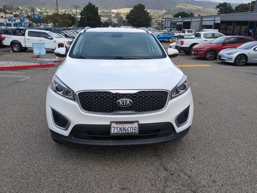 2016 Kia Sorento LX