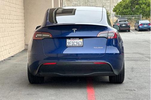 2023 Tesla Model Y Performance Dual Motor All-Wheel Drive