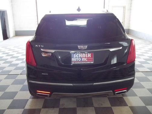 2018 Cadillac XT5 Platinum