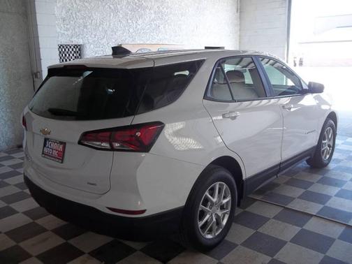 2024 Chevrolet Equinox LS