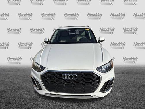 2024 Audi Q5 45 S line Premium