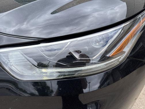 Midnight Black Metallic 2021 Toyota Highlander Hybrid Platinum