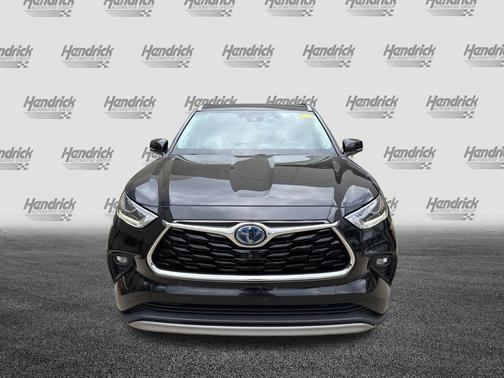 Midnight Black Metallic 2021 Toyota Highlander Hybrid Platinum