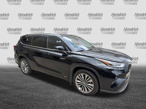 Midnight Black Metallic 2021 Toyota Highlander Hybrid Platinum