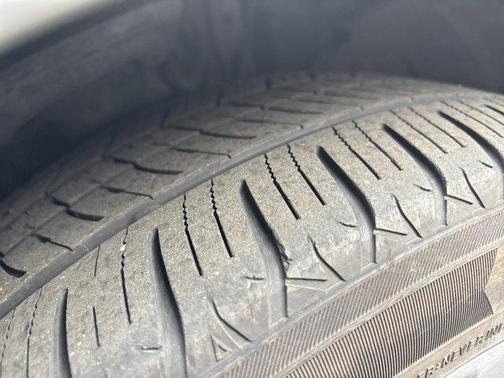 2019 Lexus ES 300h Luxury