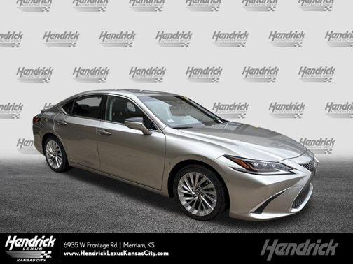 2019 Lexus ES 300h Luxury