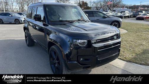 2024 Land Rover Defender 110 P400 X-Dynamic SE