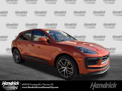 Papaya Metallic 2024 Porsche Macan T
