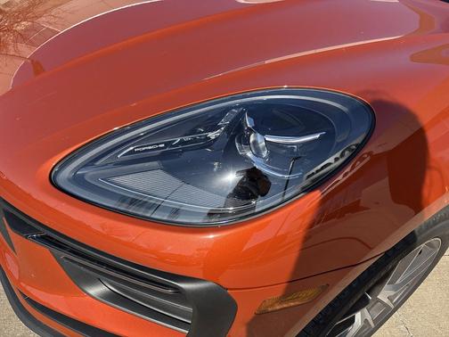 Papaya Metallic 2024 Porsche Macan T