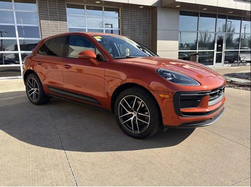 Papaya Metallic 2024 Porsche Macan T