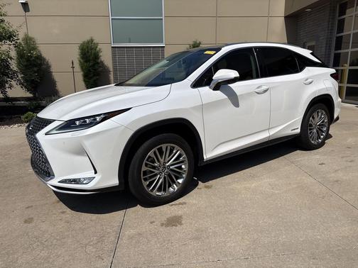 Eminent White Pearl 2022 Lexus RX 450h Base
