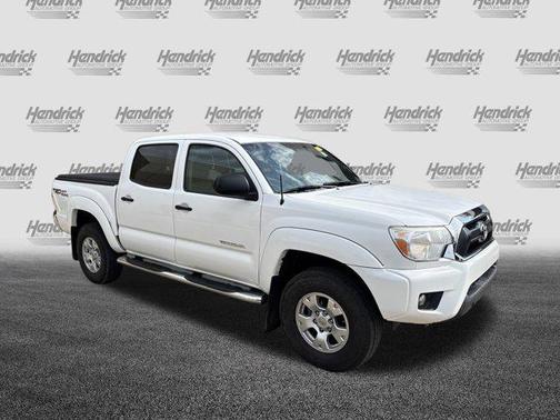 Super White 2015 Toyota Tacoma Base