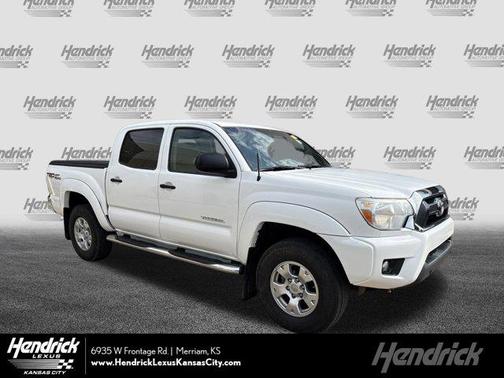 Super White 2015 Toyota Tacoma Base