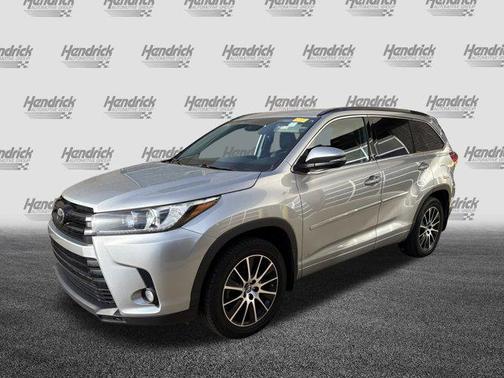 2018 Toyota Highlander SE