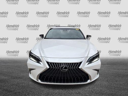 2024 Lexus ES 300h Ultra Luxury