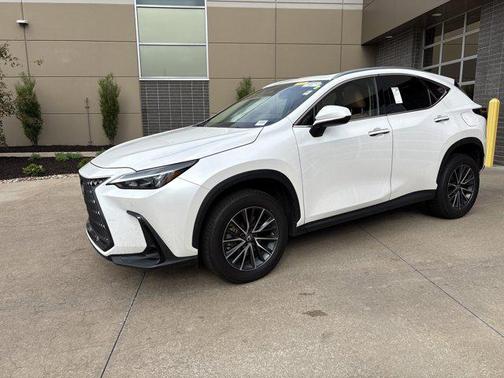 Eminent White Pearl 2023 Lexus NX 350 Premium