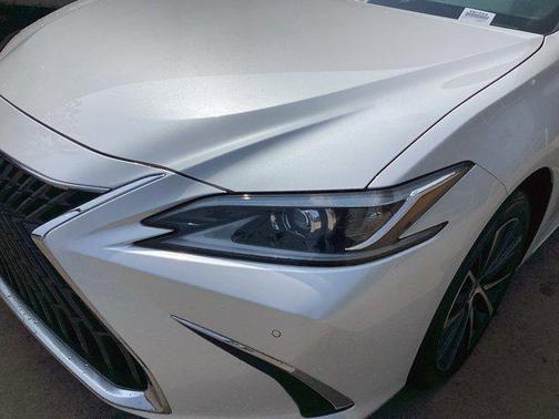 2024 Lexus ES 350 Base