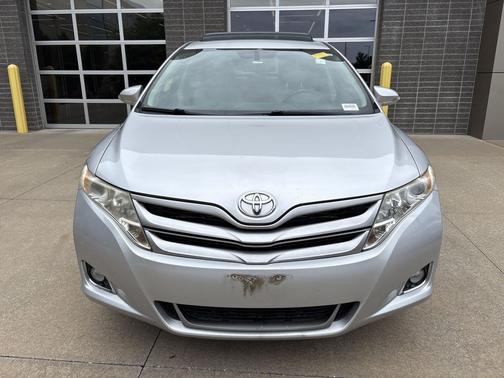 Classic Silver Metallic 2014 Toyota Venza LE