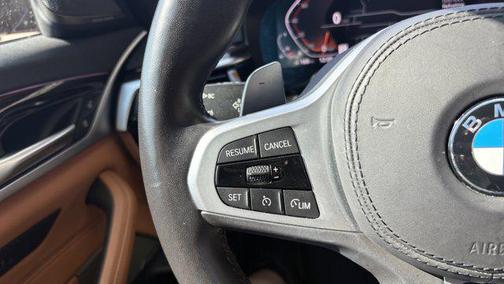 2022 BMW 530 i xDrive